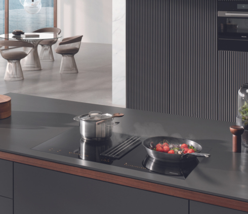 Miele Induction Hob with Integrated Extractor Image